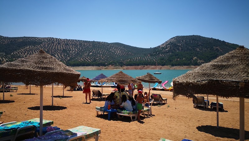 Valdearenas beach